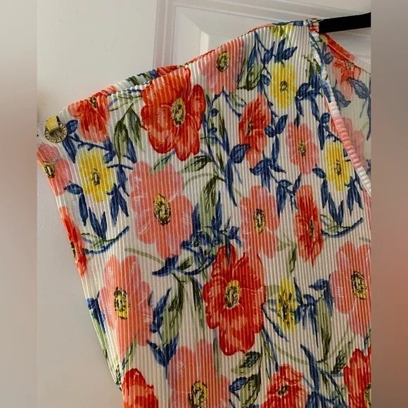 Cure L Floral V-Neck Short Sleeve Top Tie Front Rhinestone 0083 - Picture 2 of 10